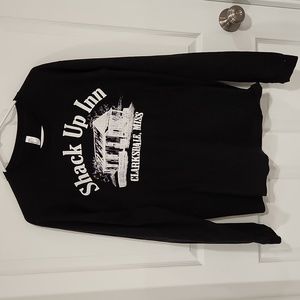 Novelty LS Tee "Shack Up Inn"